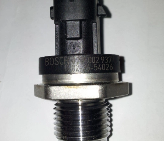 Датчик давл.т.в рампе (Bosch 0281002937;425) 3974092 (5297641, 5260246) - ISB,ISL,QSL,ISF,ЯМЗ (Ориг)